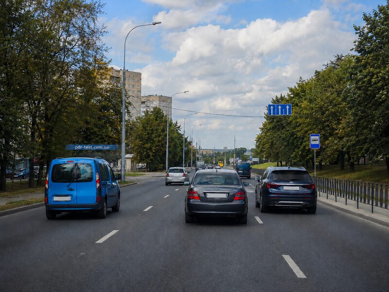 Рух по автомагістралях і дорогах для автомобілів
